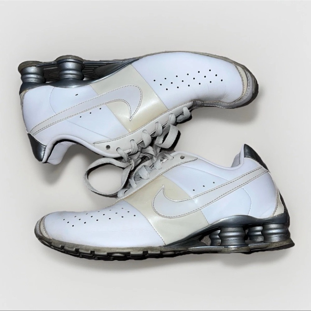 Nike Shox TL R4 NZ Classic  DN8 'Triple White'  343907-111  Women 9 Shocks Y2K